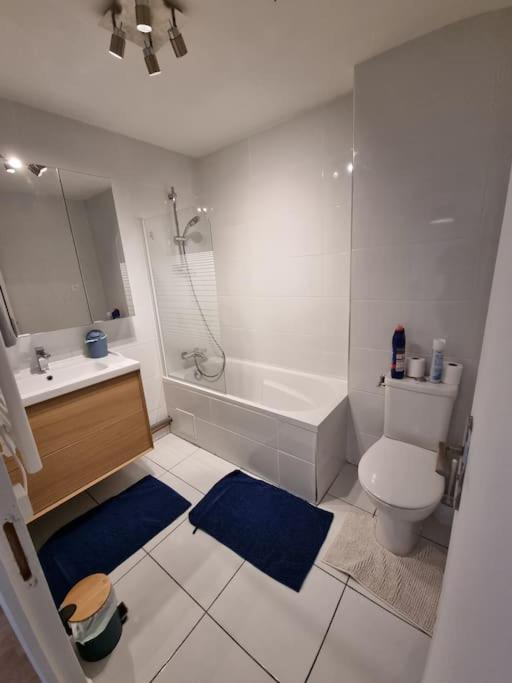 Demeure De Charme Paisible Apartment วิลล์แป็ง ภายนอก รูปภาพ
